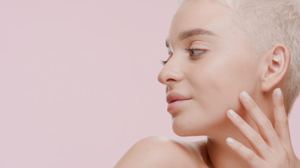 How to Achieve a Slim Jawline